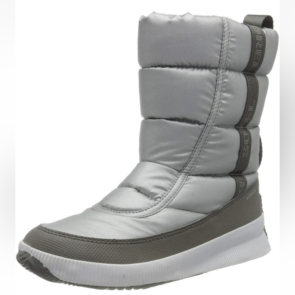 Sorel Out N About Puffy Mid Boots, Silver Snow Boot Women’s Size 8.5